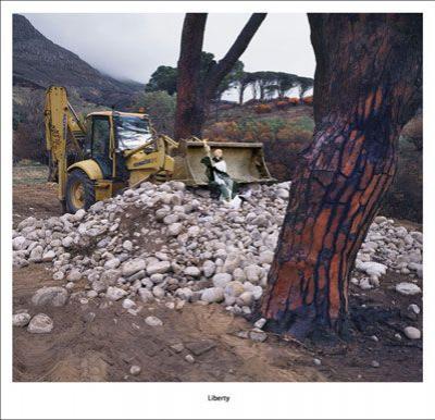 Редкая болезнь художника сделала его похожим на инопланетянина