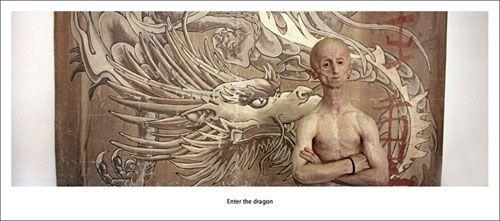 Редкая болезнь художника сделала его похожим на инопланетянина