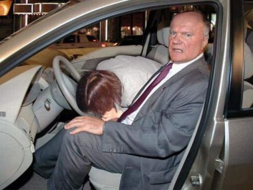 Политики тоже "отжигают"…