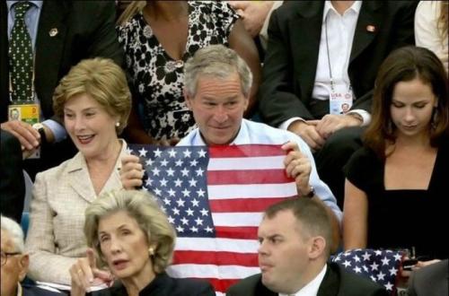 Политики тоже "отжигают"…