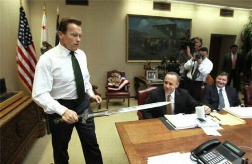 Политики тоже "отжигают"…