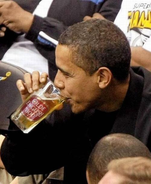 Политики тоже "отжигают"…