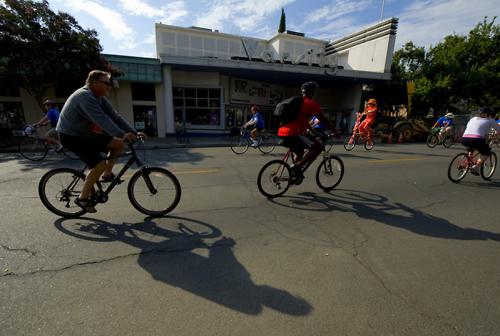В США поставили мировой велосипедный рекорд