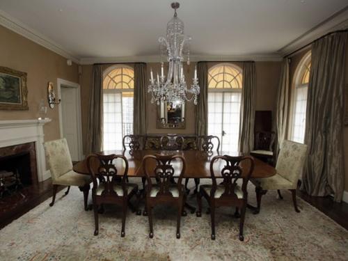 Имущество самого известного американского афериста выставили на продажу