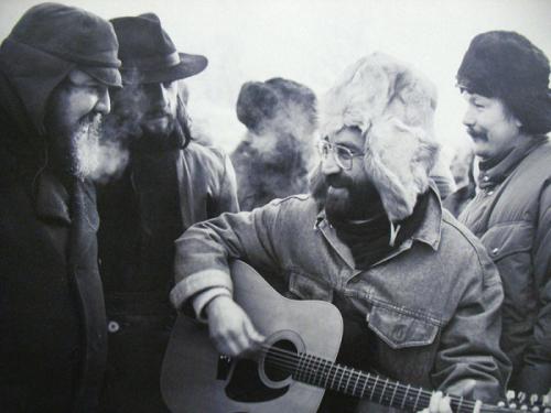 Уникальные архивные фото из жизни звезд российского рока