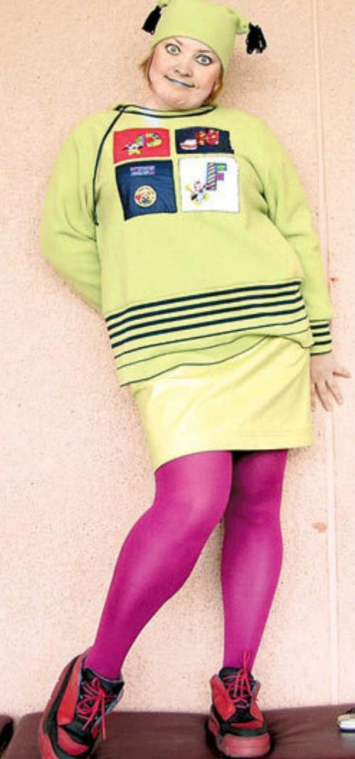 От простушки до гламурной леди: удивительные метаморфозы звезд