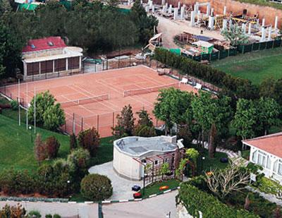 Алсу подарили яхту за  миллион