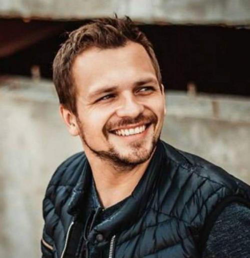 Известные люди, которые находятся или находились в коме