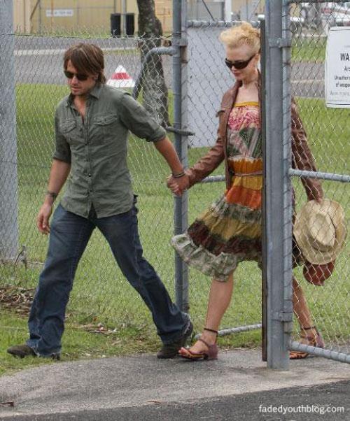 Беременная Николь Кидман заснула на концерте мужа