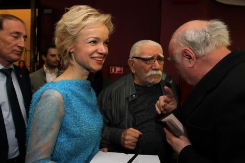 Армену Джигарханяну на 80-летие подарили сюрпризы