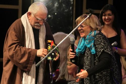 Армену Джигарханяну на 80-летие подарили сюрпризы