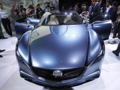 Новинки международного автосалона LA Auto Show 2010