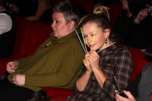 Бекмамбетов привез на премьеру в Москву изобретателя караоке