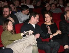 Бекмамбетов привез на премьеру в Москву изобретателя караоке