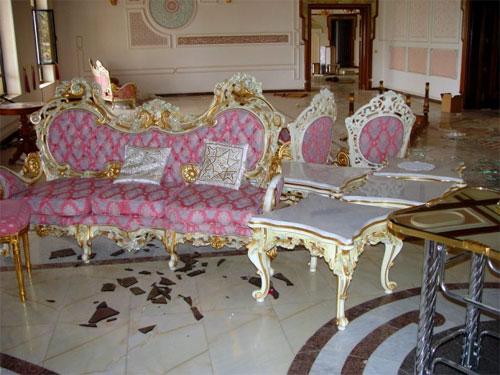 Восточная роскошь и запустение дворцов Саддама Хусейна
