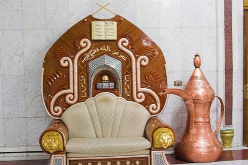 Восточная роскошь и запустение дворцов Саддама Хусейна