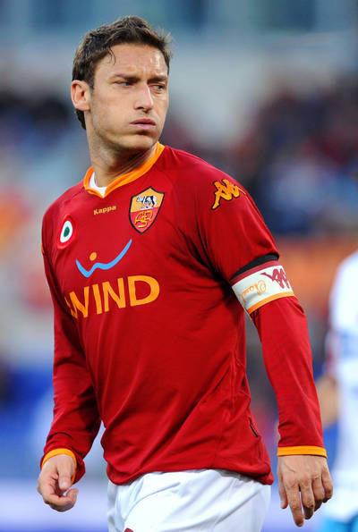 Топ-10 футбольных легенд, преданных своим клубам