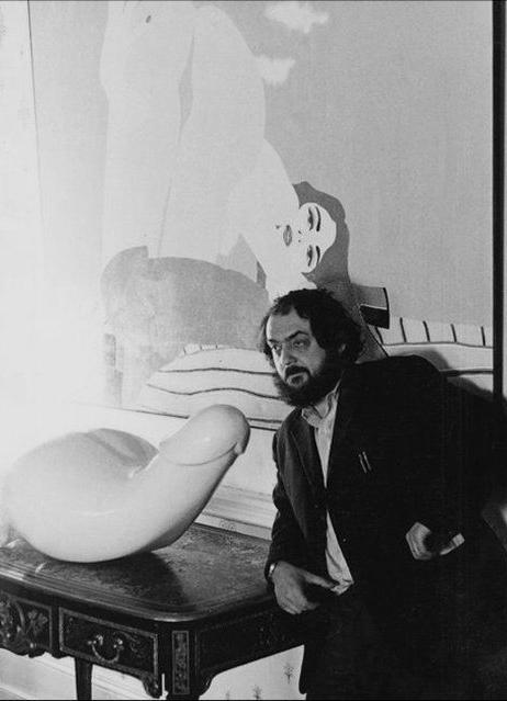 Редкие снимки знаменитостей прошлого и настоящего. Ч.10