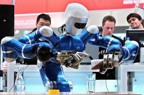 Кибердевушка примет участие в показе мод