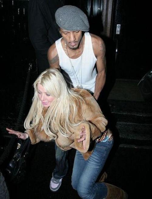 Пьяные звезды «отжигают»