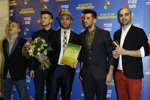 Киркоров привел на «Золотой граммофон» мать своих детей