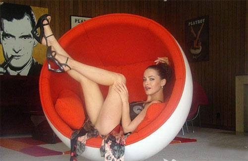 Хью Хефнер выбрал украинскую Дашу главной девушкой Playboy