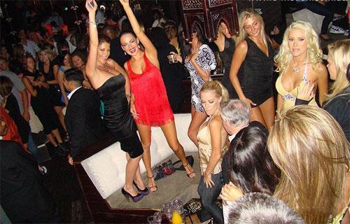 Хью Хефнер выбрал украинскую Дашу главной девушкой Playboy