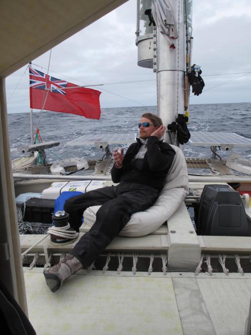 Миллиардер отправился в плавание на судне из пластиковых бутылок