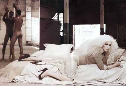 Кристина Агилера стала куклой Барби