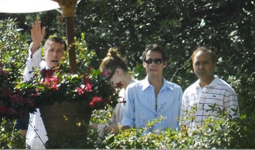 Джей Ло впервые «засветилась» с малышом