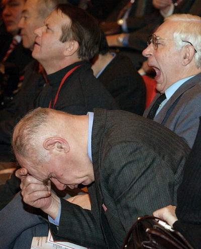 Участники съезда Коммунистической партии России в агрокомбинате «Московский» 2008 год.