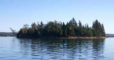 Топ-10 самых доступных островов мира по цене "однушки" в Москве