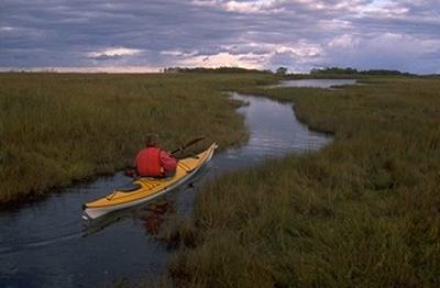 Топ-10 самых доступных островов мира по цене "однушки" в Москве