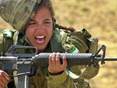 Женщины-военные из разных стран мира