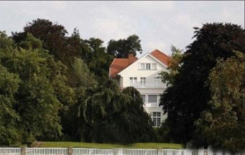 Анджелина Джоли нуждается в лечении