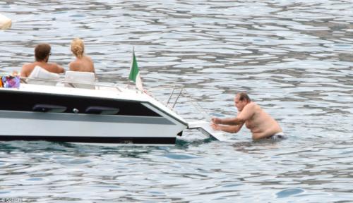 Джека Николсона снова застали с нимфами