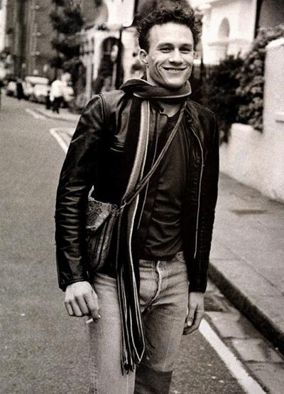 Редкие фотографии всемирно известных звезд. Ч.6