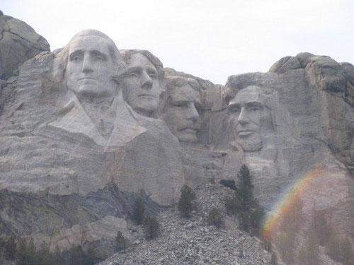 Гора Президентов: памятник в скалах