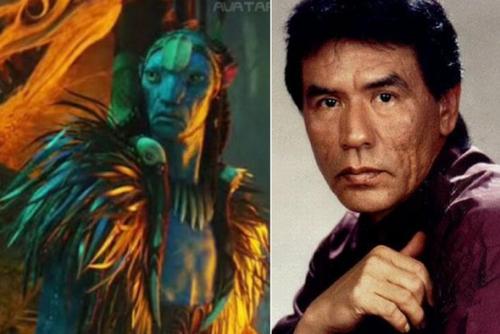 Актеры, спрятанные под масками знаменитых персонажей