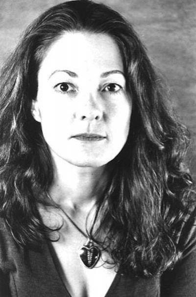 Актеры, спрятанные под масками знаменитых персонажей