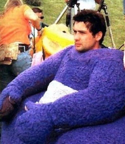 Актеры, спрятанные под масками знаменитых персонажей