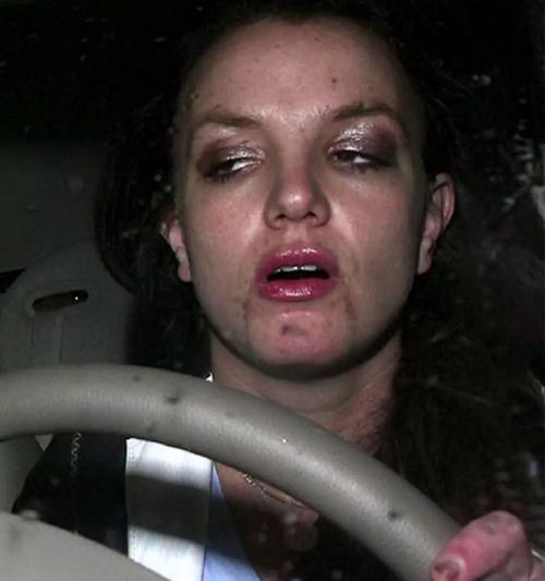 Самые безумные выходки знаменитостей