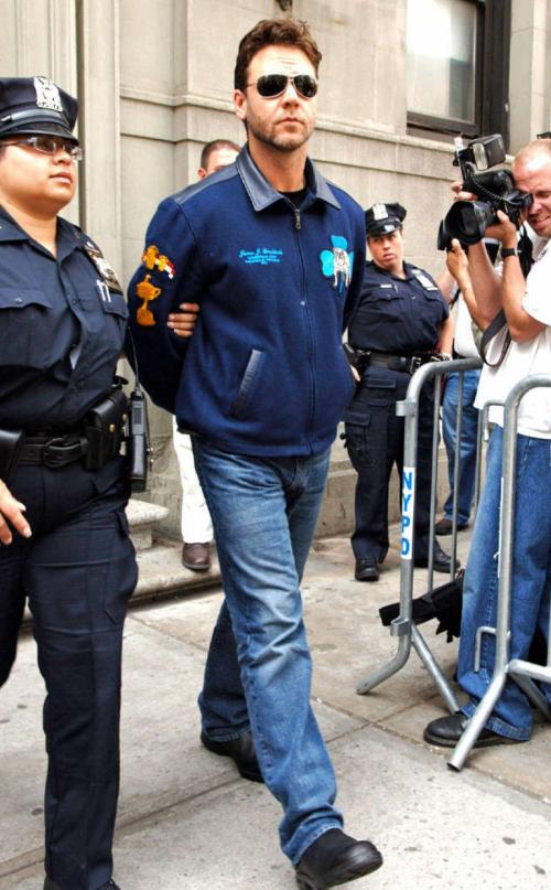 Самые безумные выходки знаменитостей