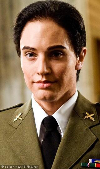 Звезды, менявшиеся для роли до неузнаваемости