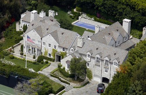 Обитель Тома Круза распахнула врата