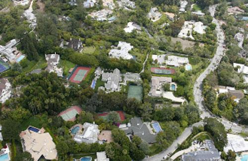 Обитель Тома Круза распахнула врата