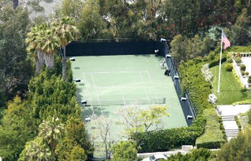 Обитель Тома Круза распахнула врата