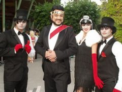 Филипп Киркоров на "Новой волне"  показал залу окровавленную спину