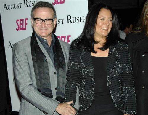 Личные помощники звезд рассказали о причудах хозяев