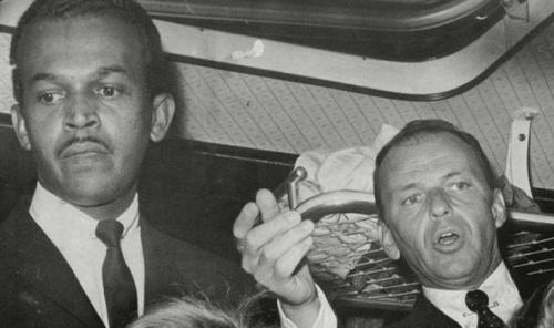 Личные помощники звезд рассказали о причудах хозяев